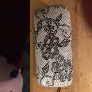 Boutique Sunglasses 🕶 and Case